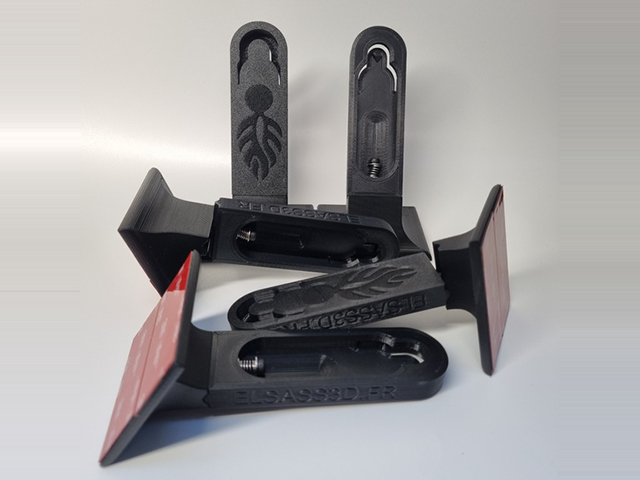 Support pare-brise VB400